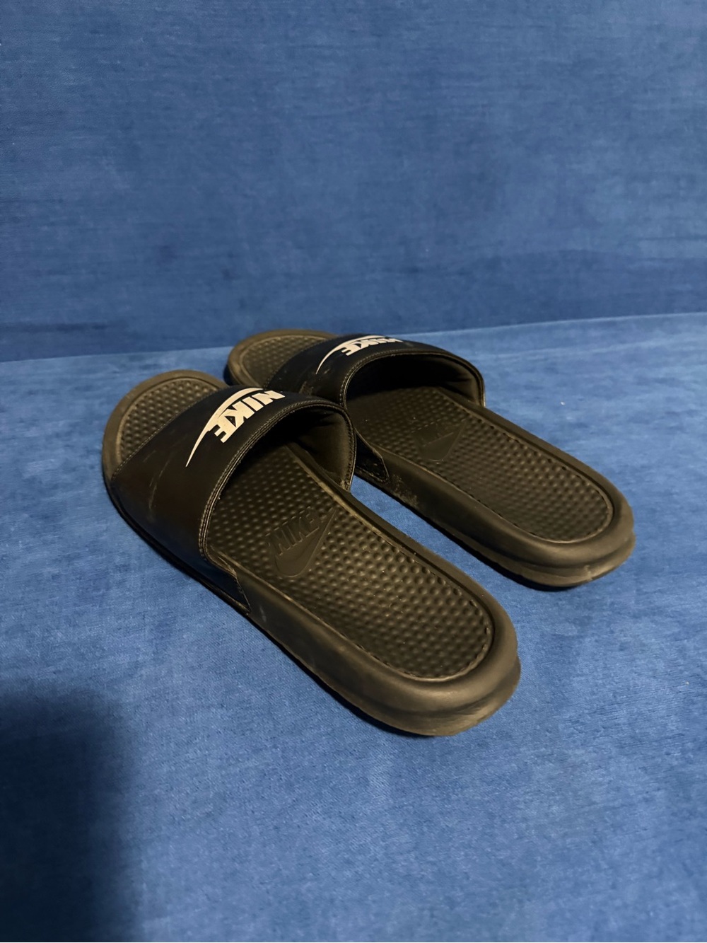 Nike Men's Black Slide Sandals - Comfortable Pool & Beach Slides